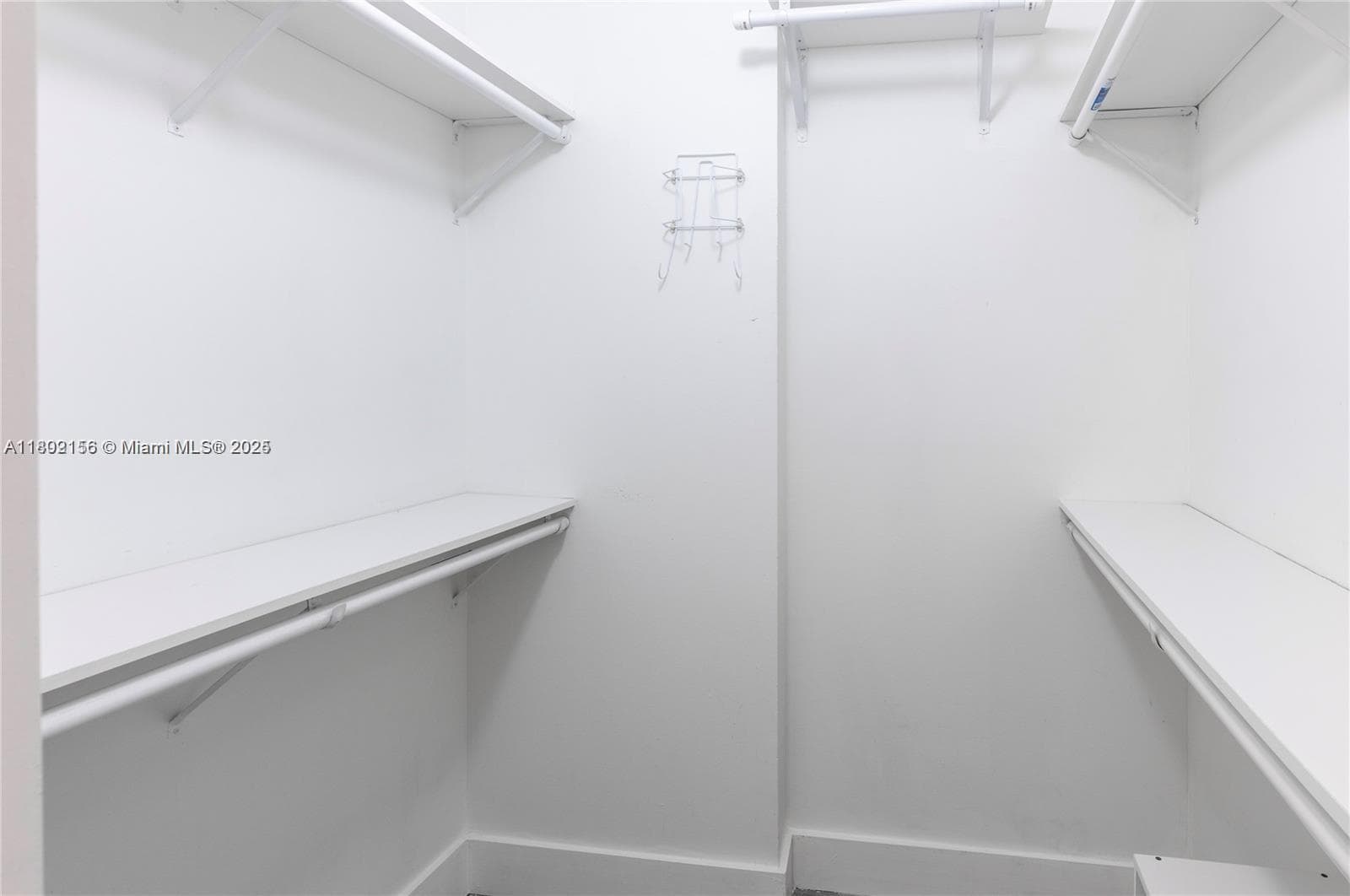 6061 Collins Ave # 7D, Miami Beach FL 33140 — 21