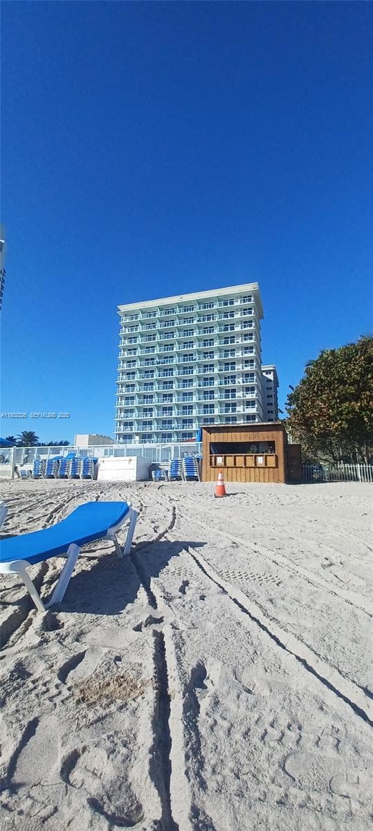 19201 Collins Ave # 1105, Sunny Isles Beach FL 33160 — 23