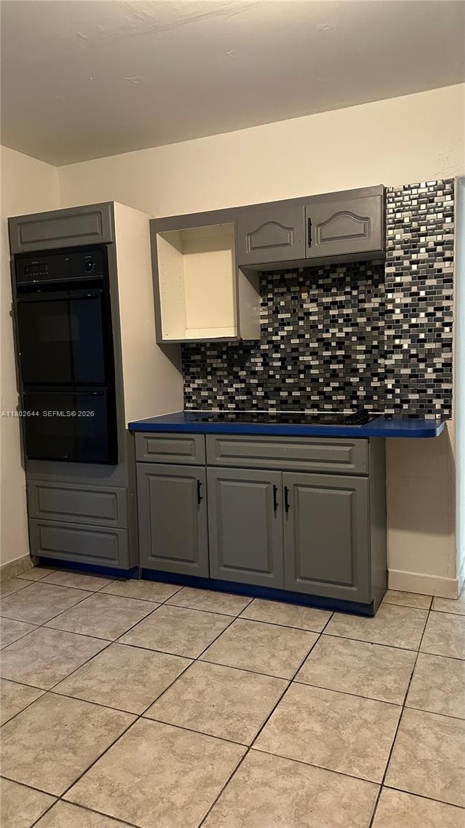18201 NW 5th Ave, Miami Gardens FL 33169 — 5