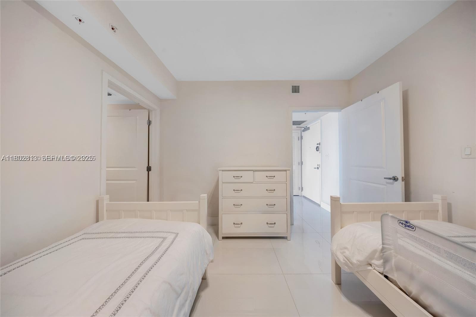 400 Sunny Isles # 1106, Sunny Isles Beach FL 33160 — 16