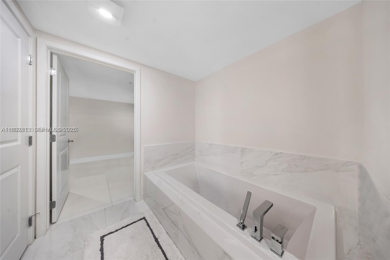 400 Sunny Isles # 1106, Sunny Isles Beach FL 33160 — 26