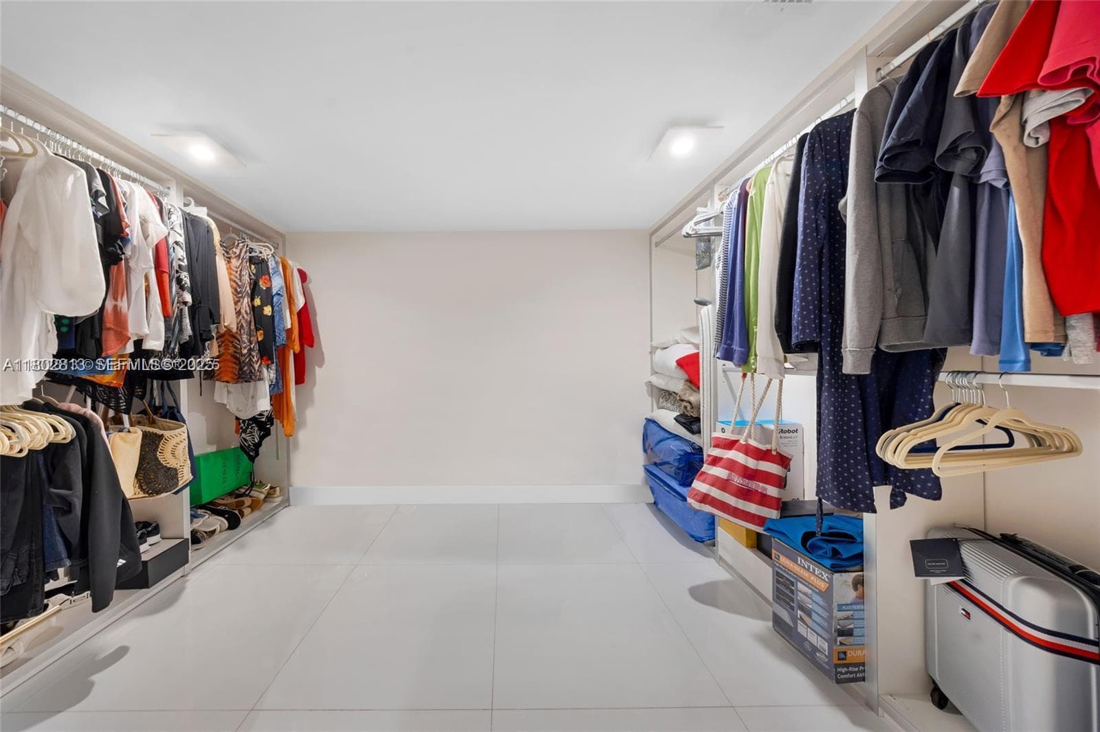 400 Sunny Isles # 1106, Sunny Isles Beach FL 33160 — 28