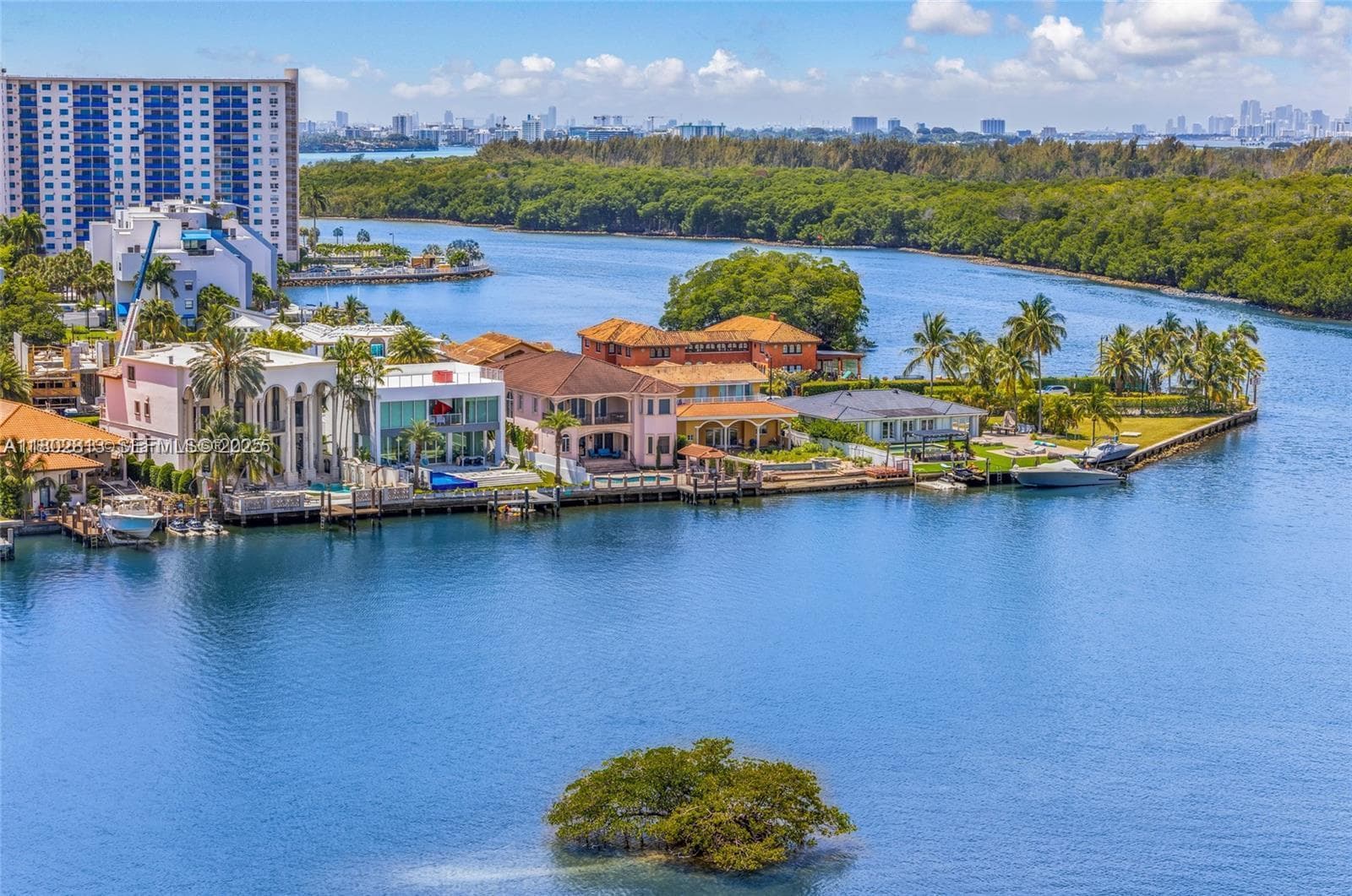 400 Sunny Isles # 1106, Sunny Isles Beach FL 33160 — 33