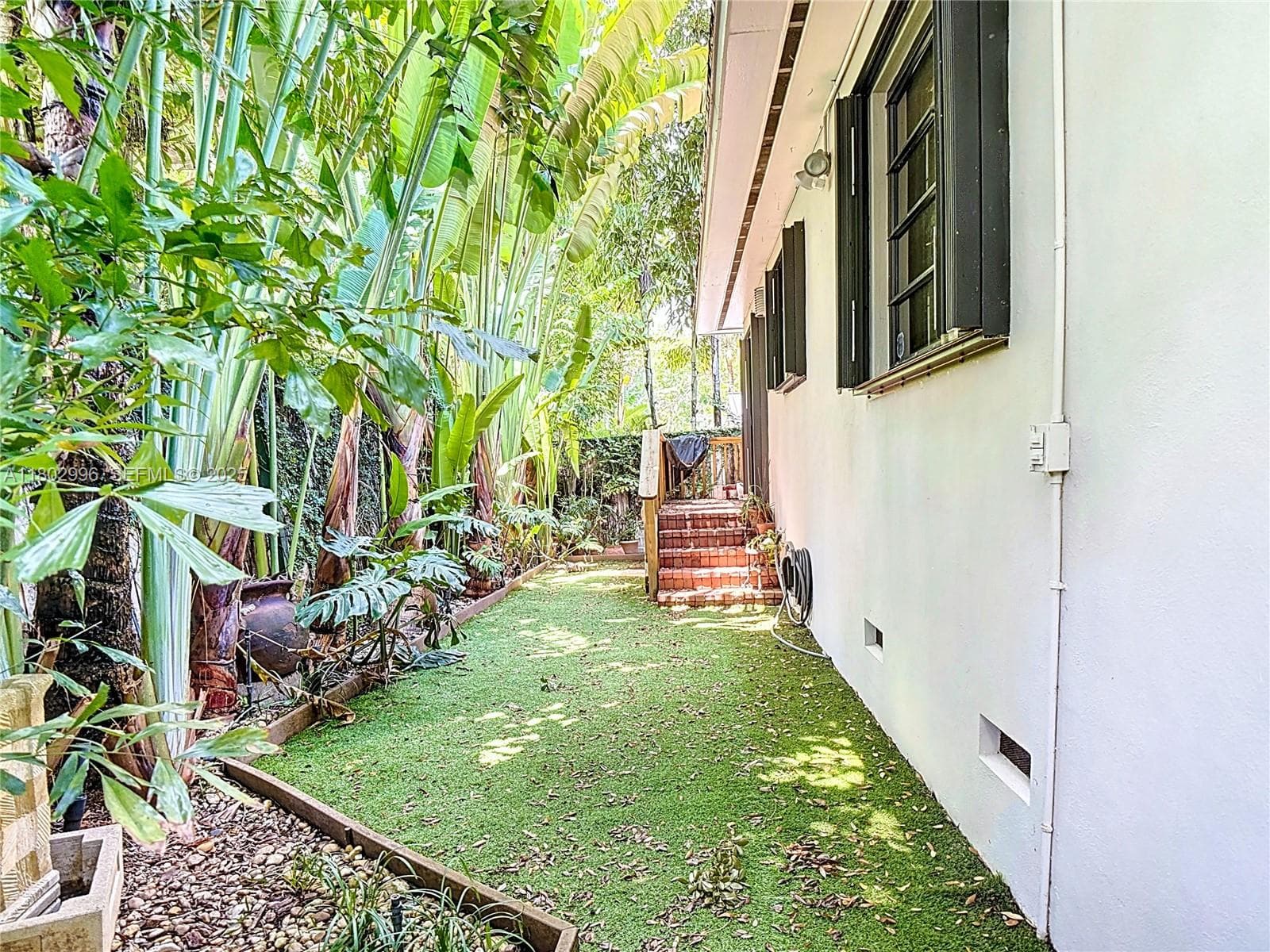 2810 Crystal Ct, Miami FL 33133 — 14