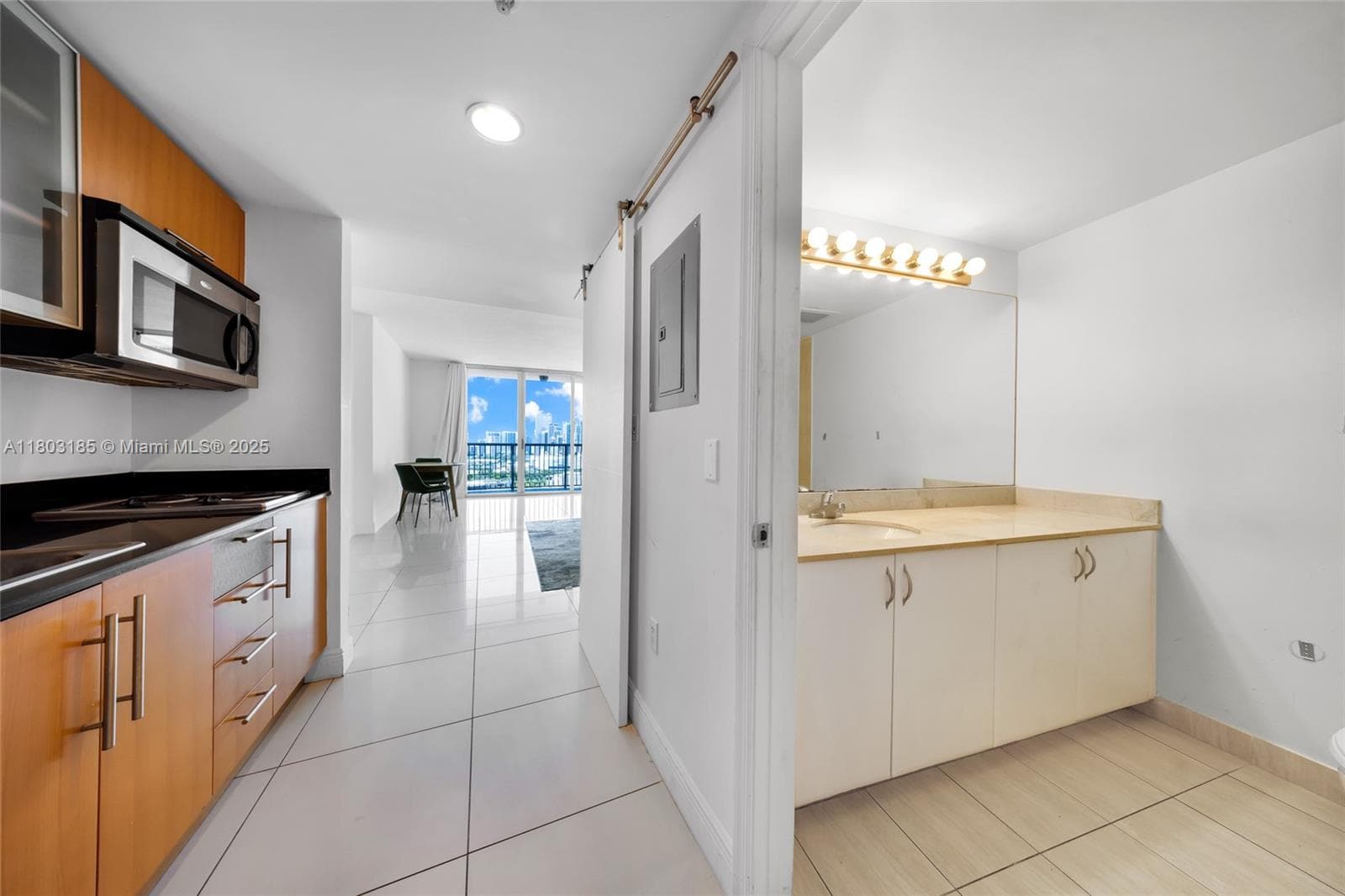 1750 N Bayshore Dr # 3308, Miami FL 33132 — 20