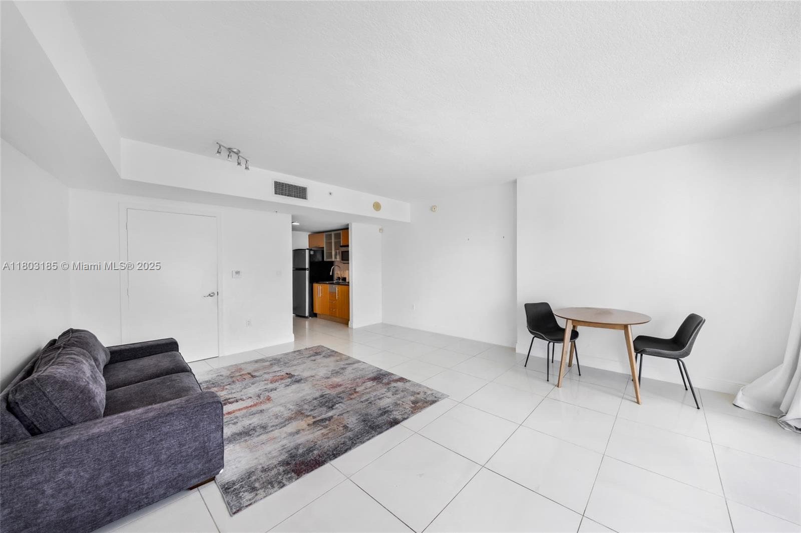 1750 N Bayshore Dr # 3308, Miami FL 33132 — 18