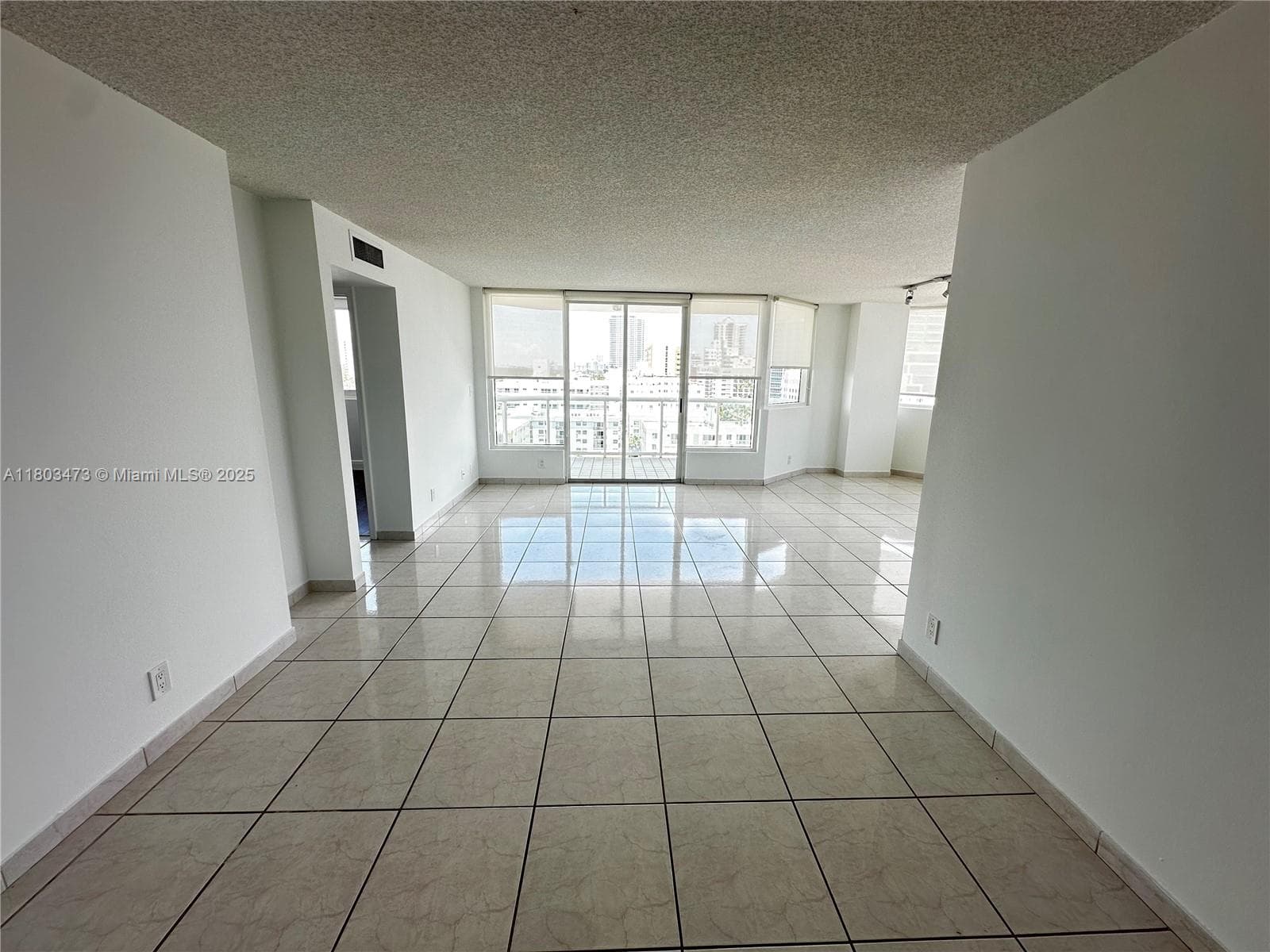 King David Towers Condo, Miami Beach, FL — 2