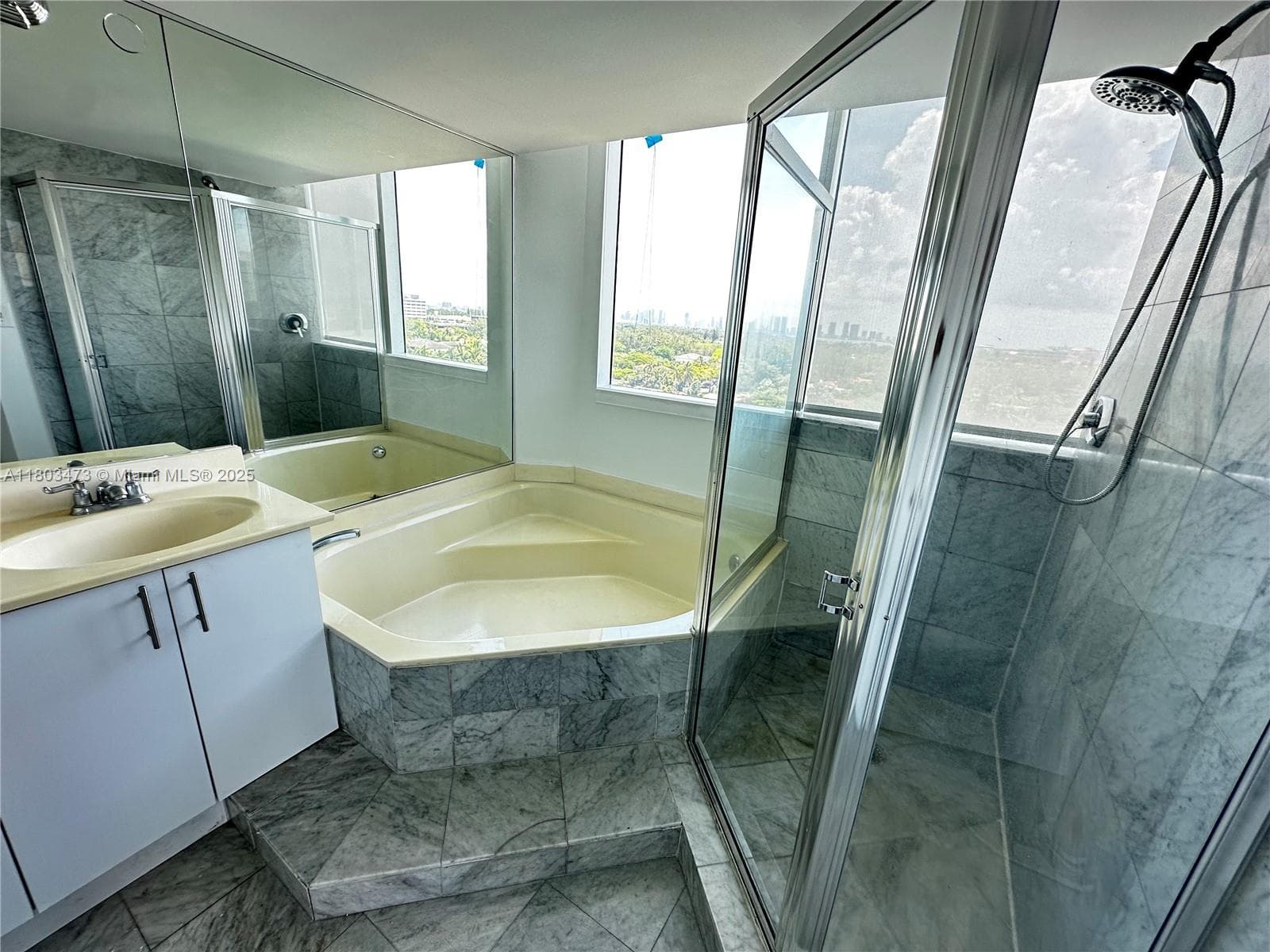 King David Towers Condo, Miami Beach, FL — 11