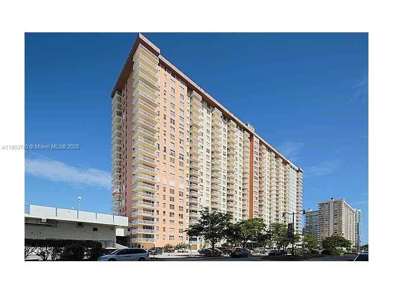 251 174th St # 1711, Sunny Isles Beach FL 33160 — 33