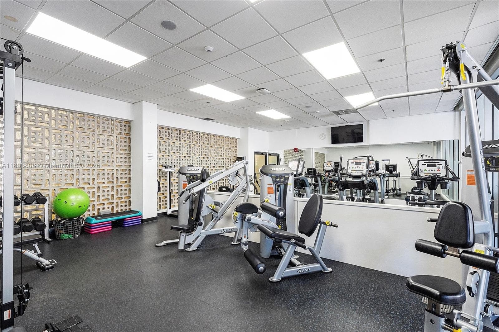 9511 Collins Ave # 1002, Surfside FL 33154 — 17