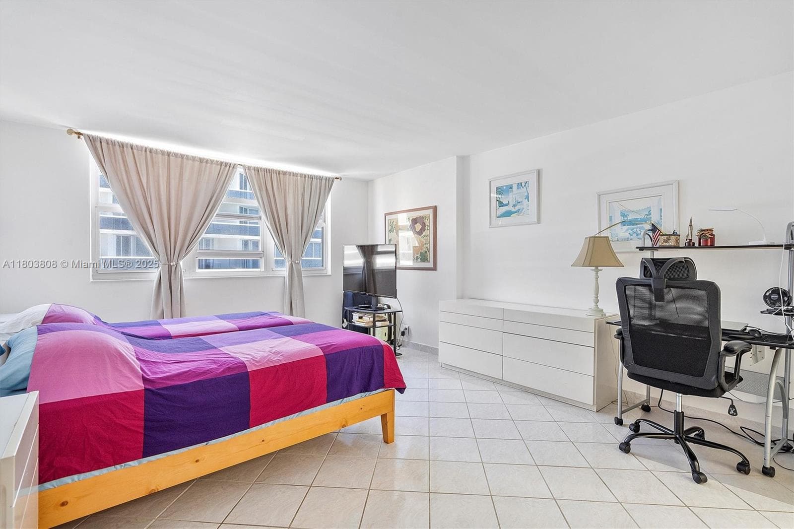 9511 Collins Ave # 1002, Surfside FL 33154 — 11