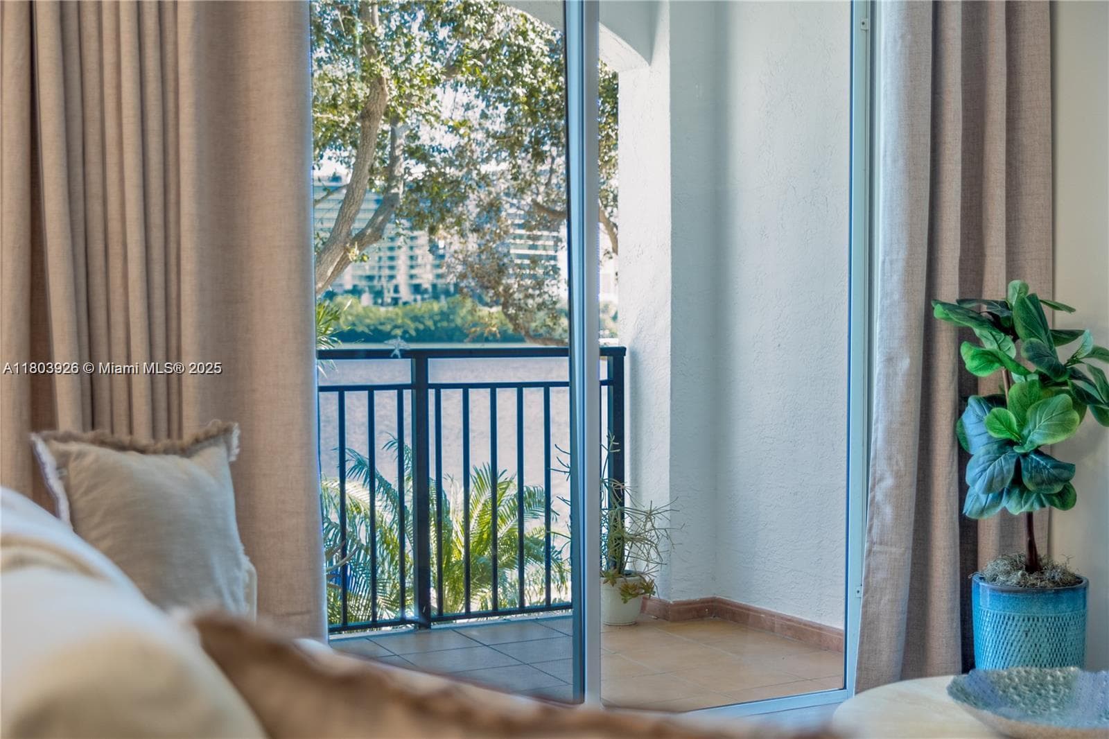 3255 NE 184th # 12206, Aventura FL 33160 — 17