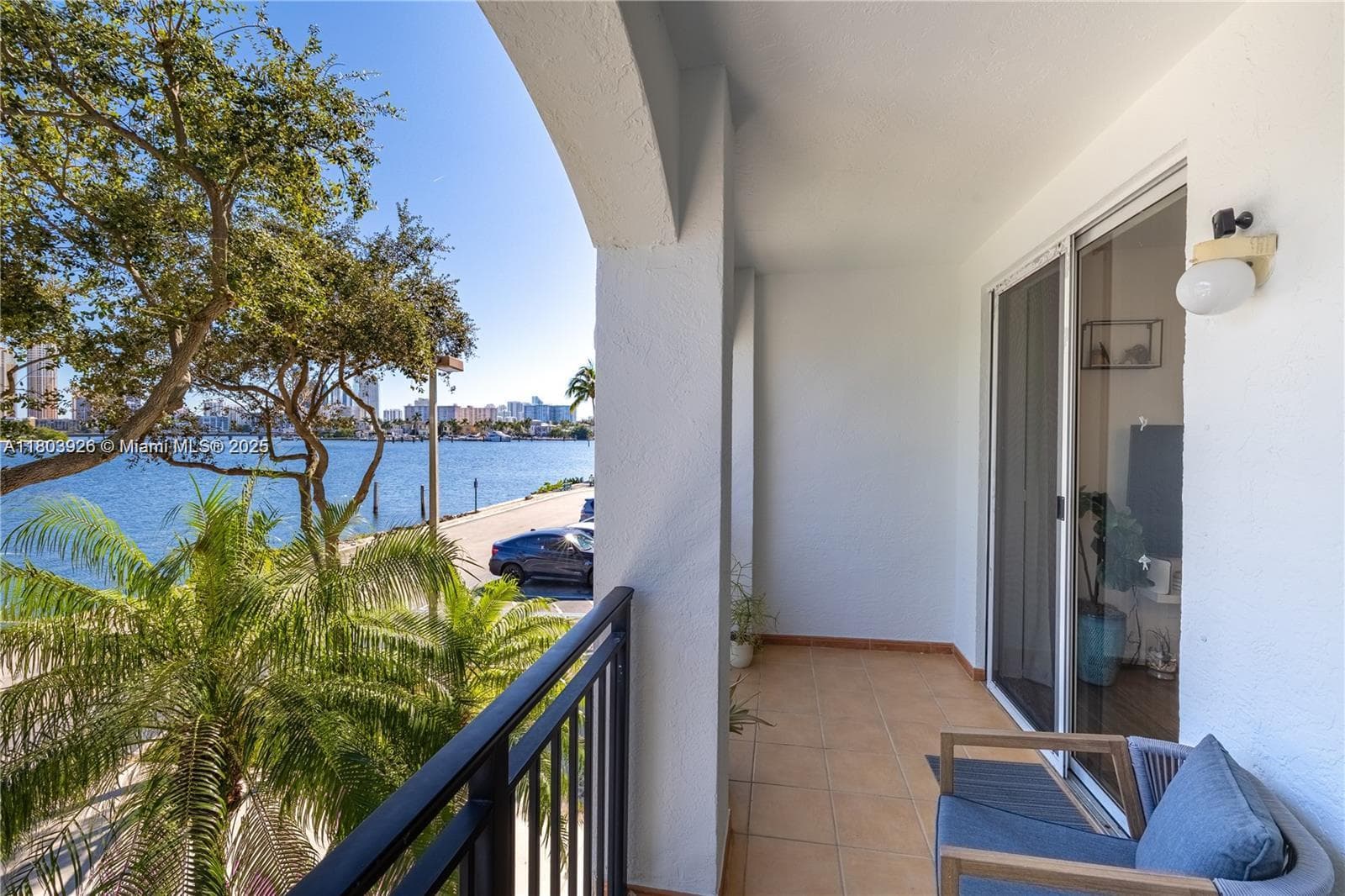 3255 NE 184th # 12206, Aventura FL 33160 — 7