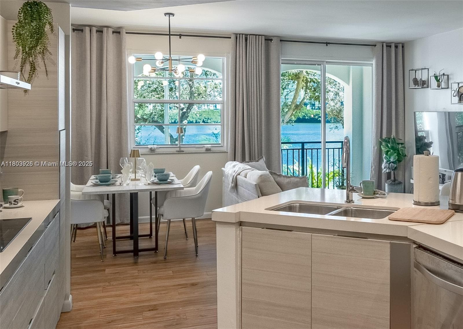 3255 NE 184th # 12206, Aventura FL 33160 — 1