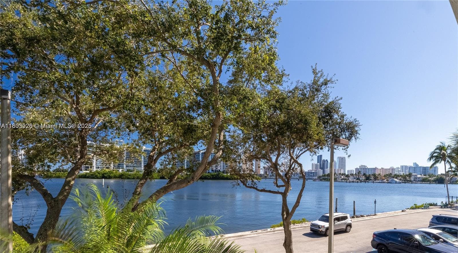 3255 NE 184th # 12206, Aventura FL 33160 — 5