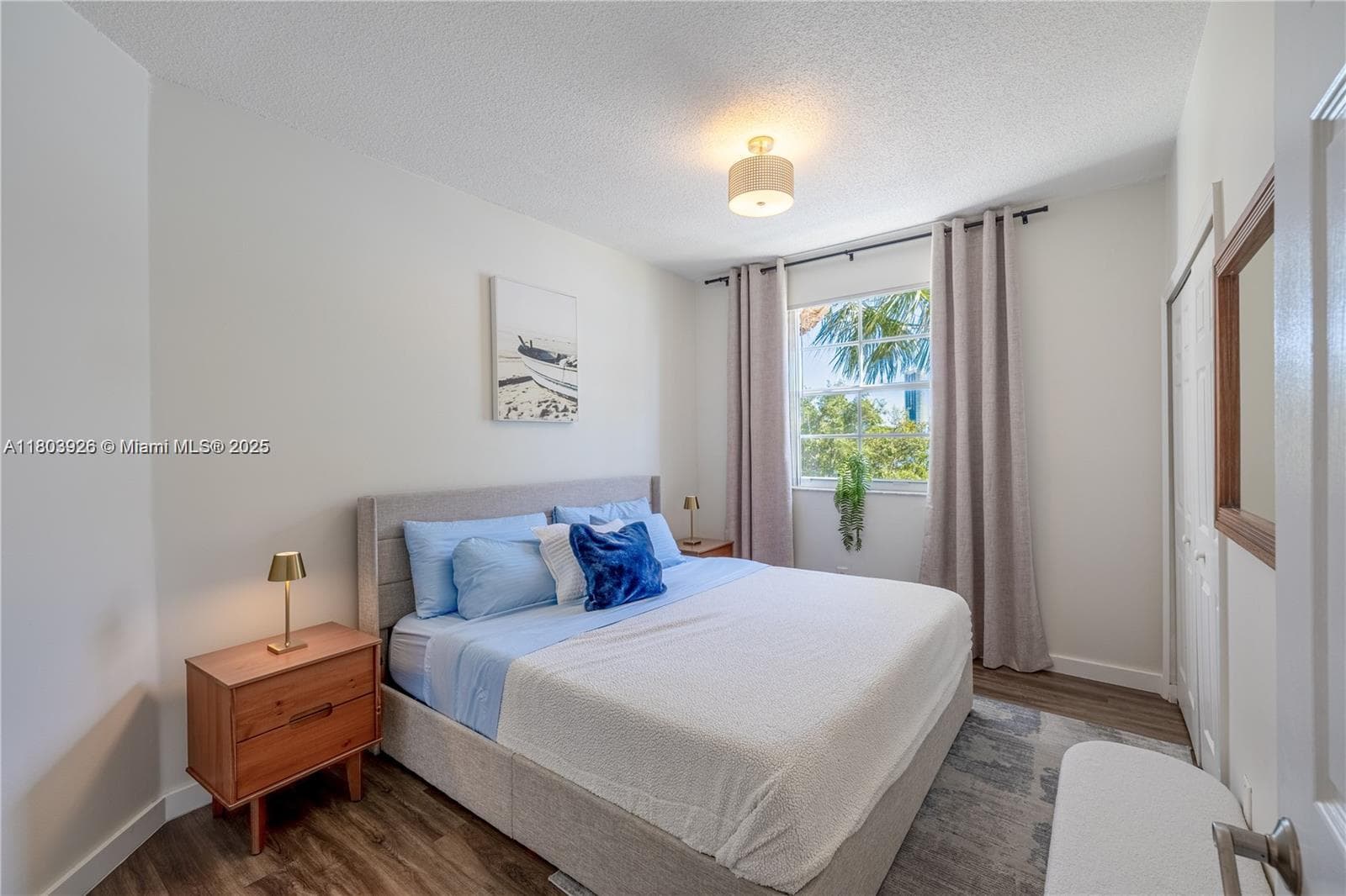 3255 NE 184th # 12206, Aventura FL 33160 — 24