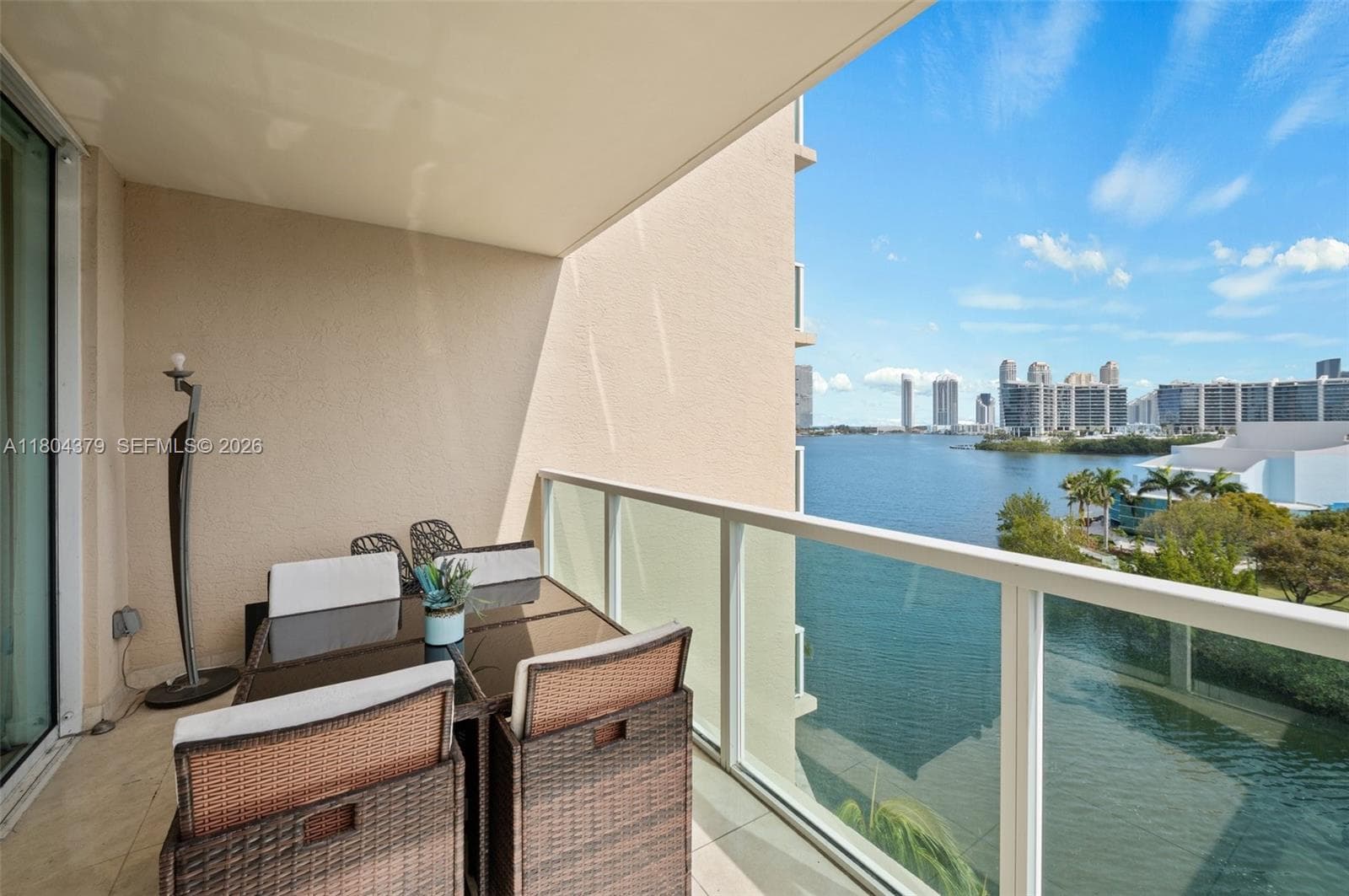 3330 NE 190th St # 717, Aventura FL 33180 — 1