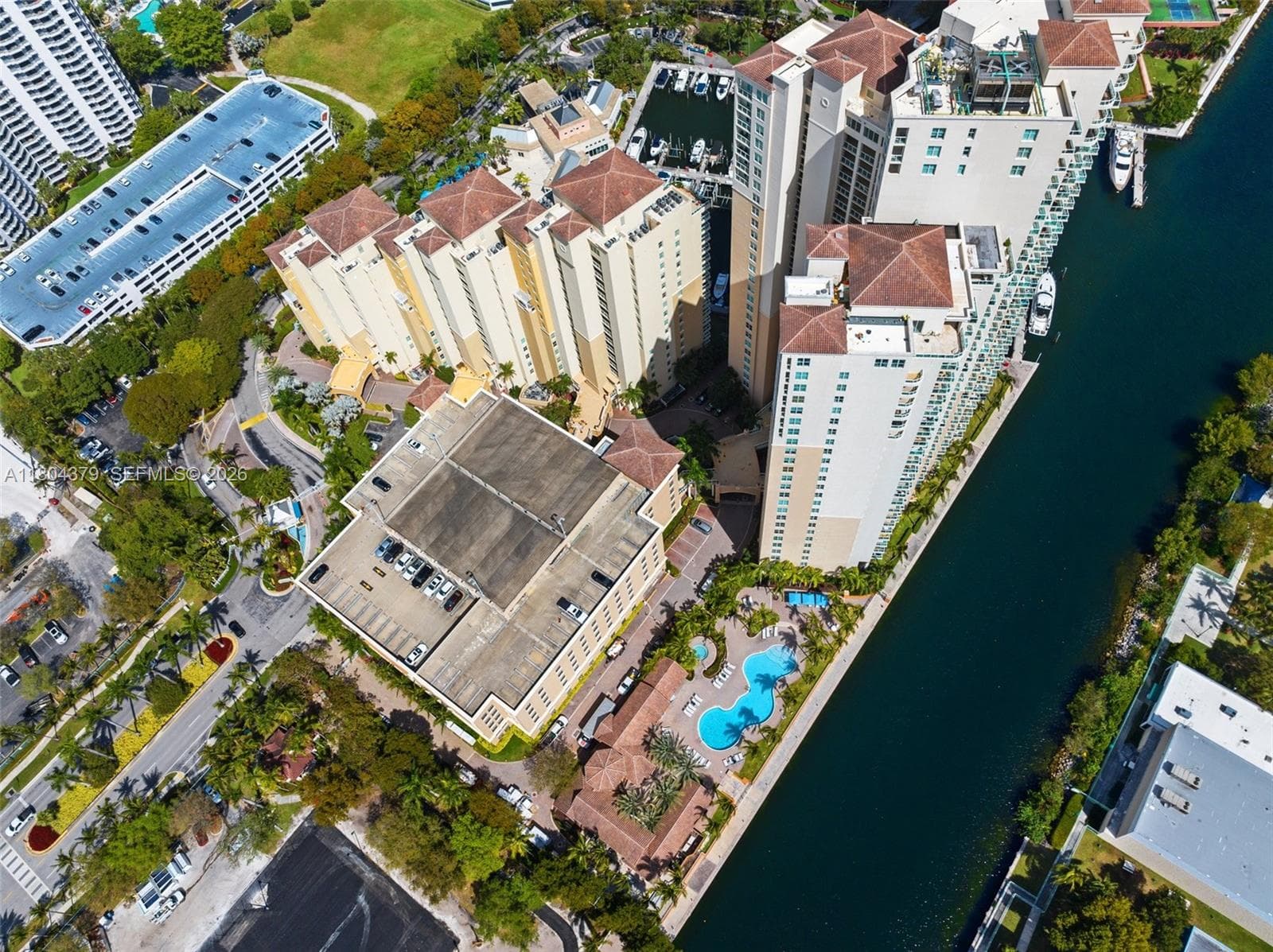 3330 NE 190th St # 717, Aventura FL 33180 — 31