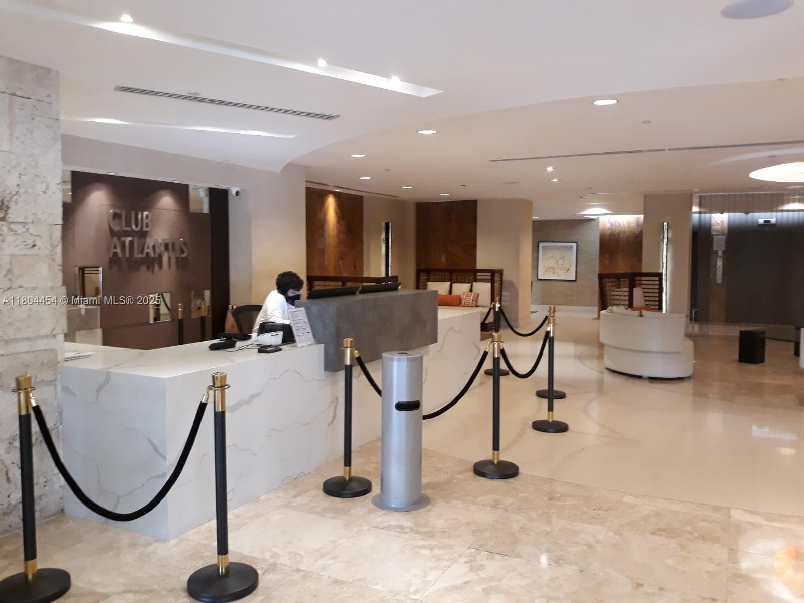 2555 Collins Ave # 308, Miami Beach FL 33140 — 16