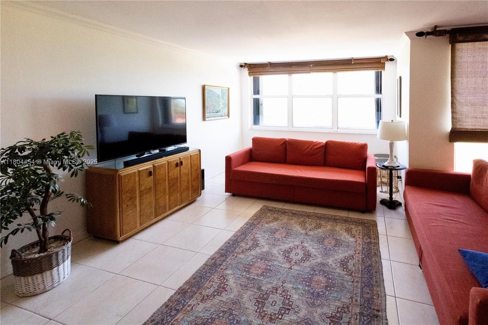 2555 Collins Ave # 308, Miami Beach FL 33140 — 7