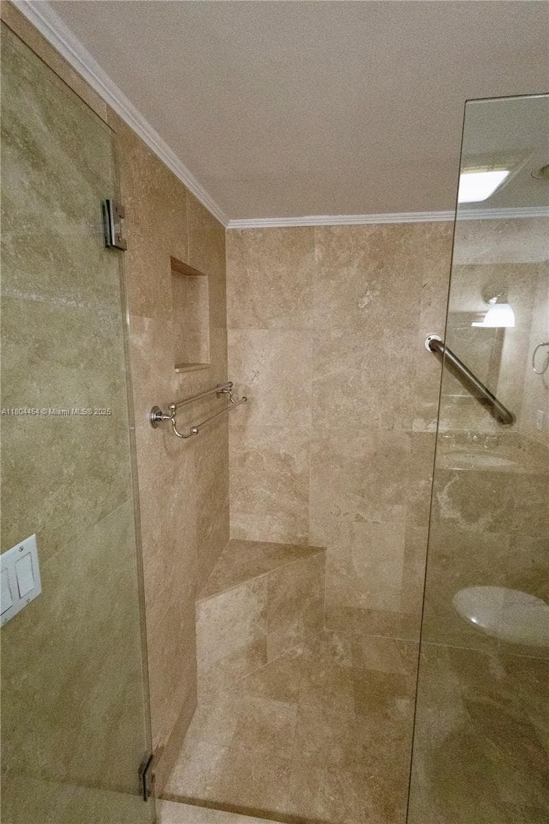 2555 Collins Ave # 308, Miami Beach FL 33140 — 10