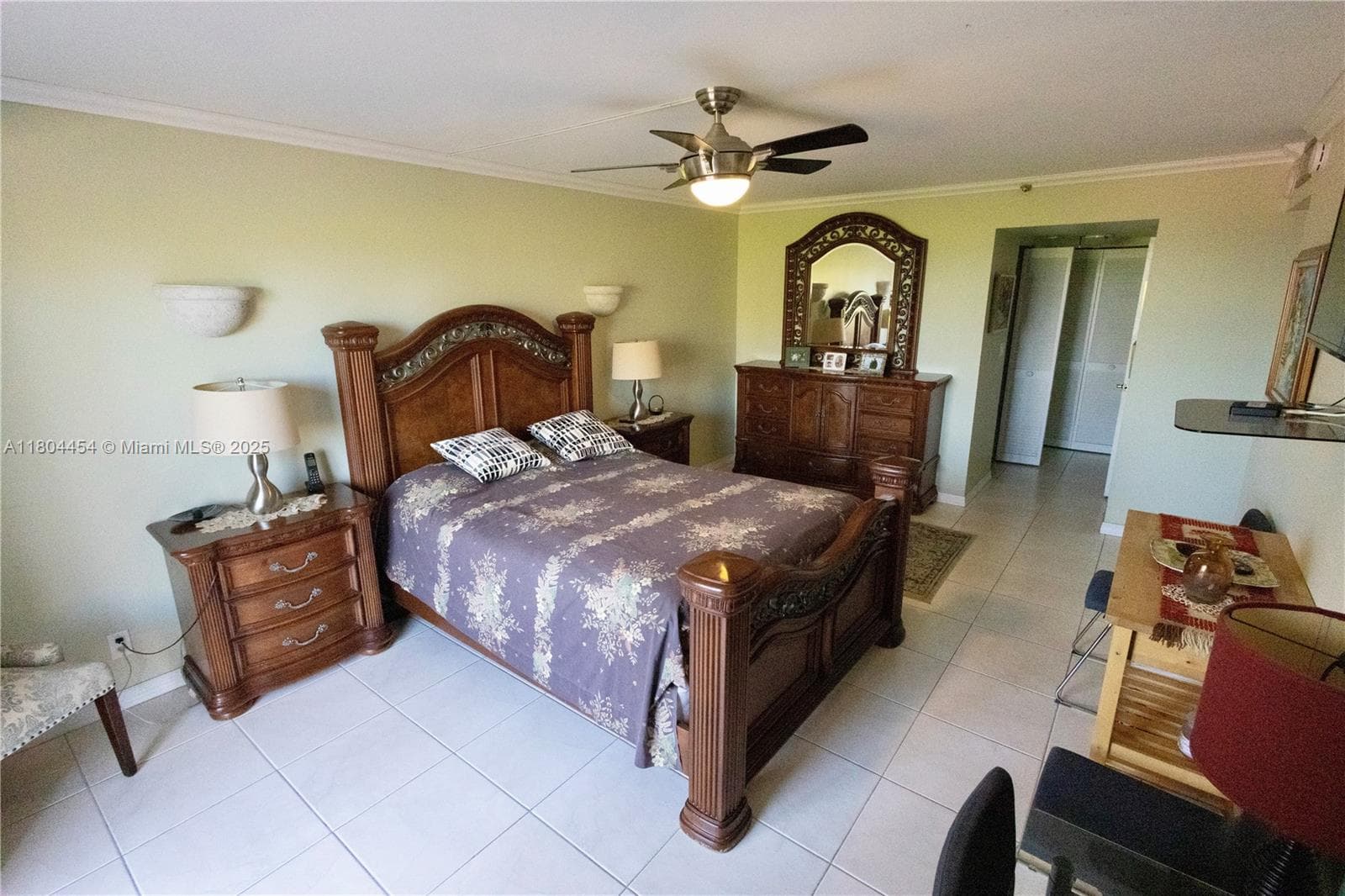 2555 Collins Ave # 308, Miami Beach FL 33140 — 8