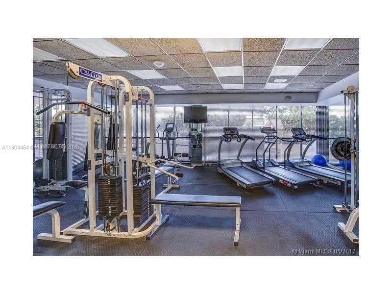 2555 Collins Ave # 308, Miami Beach FL 33140 — 21