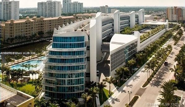 2950 NE 188th St # 444, Aventura FL 33180 — 2