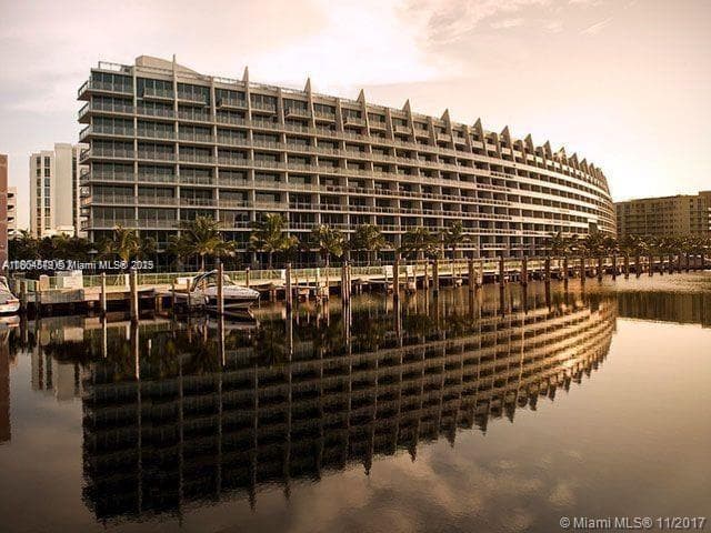 2950 NE 188th St # 444, Aventura FL 33180 — 1