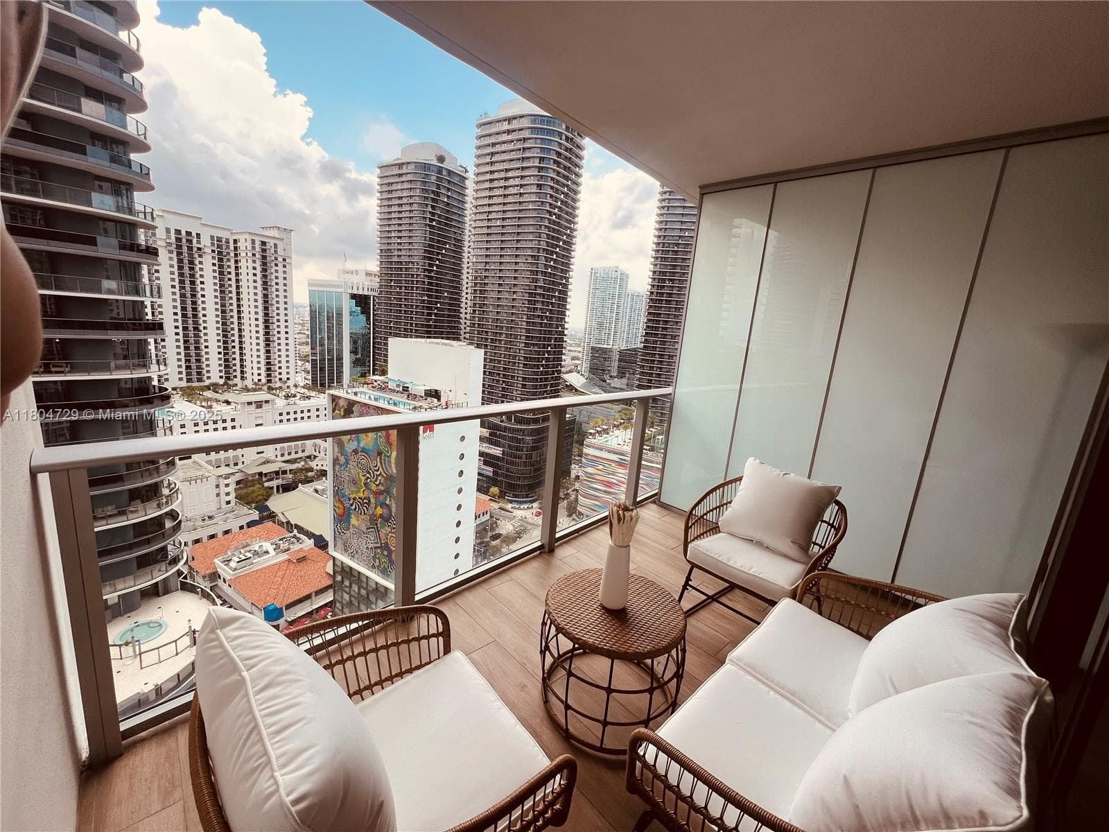 1010 Brickell Ave # 2710, Miami FL 33131 — 17