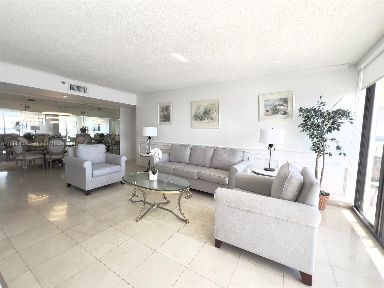 1000 W Island Blvd # 2412, Aventura FL 33160 — 7