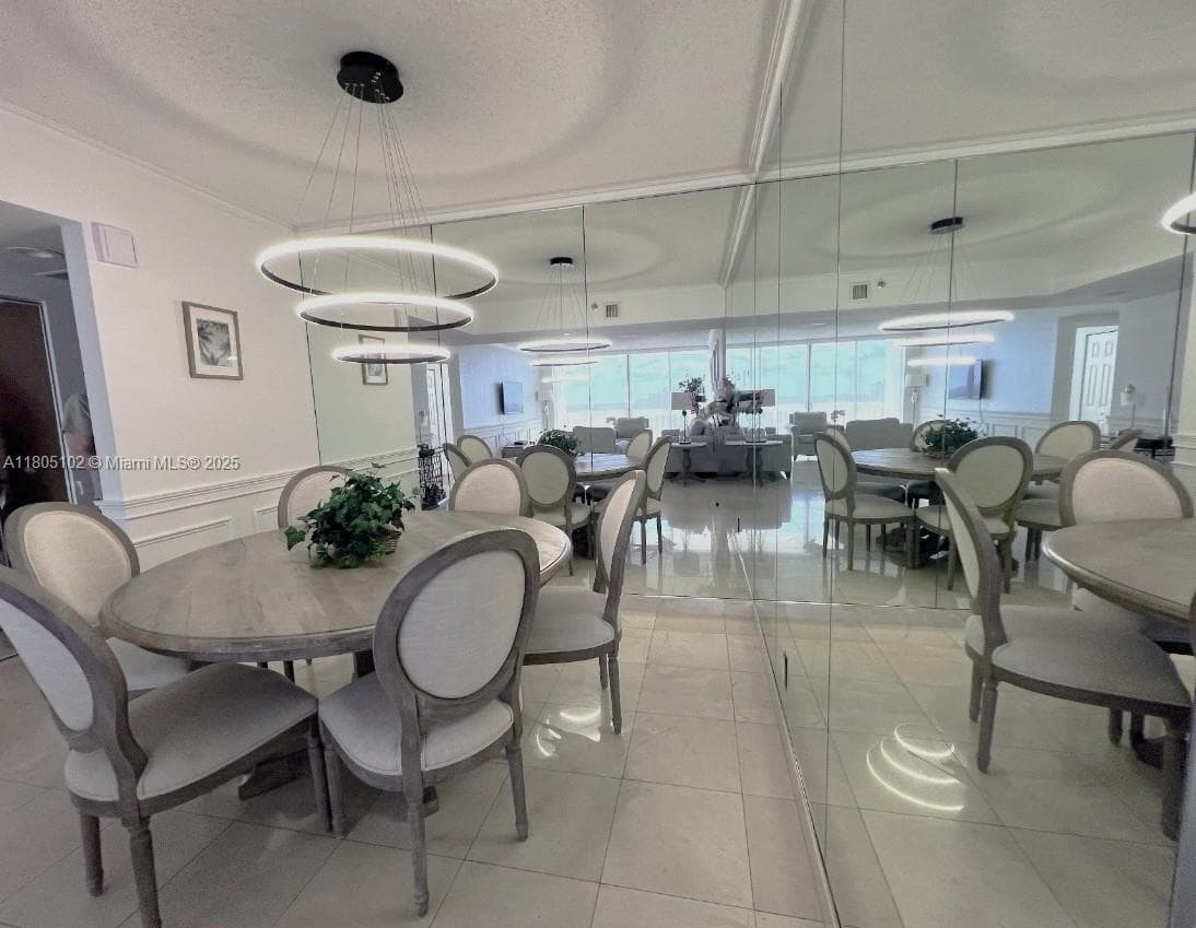 1000 W Island Blvd # 2412, Aventura FL 33160 — 8