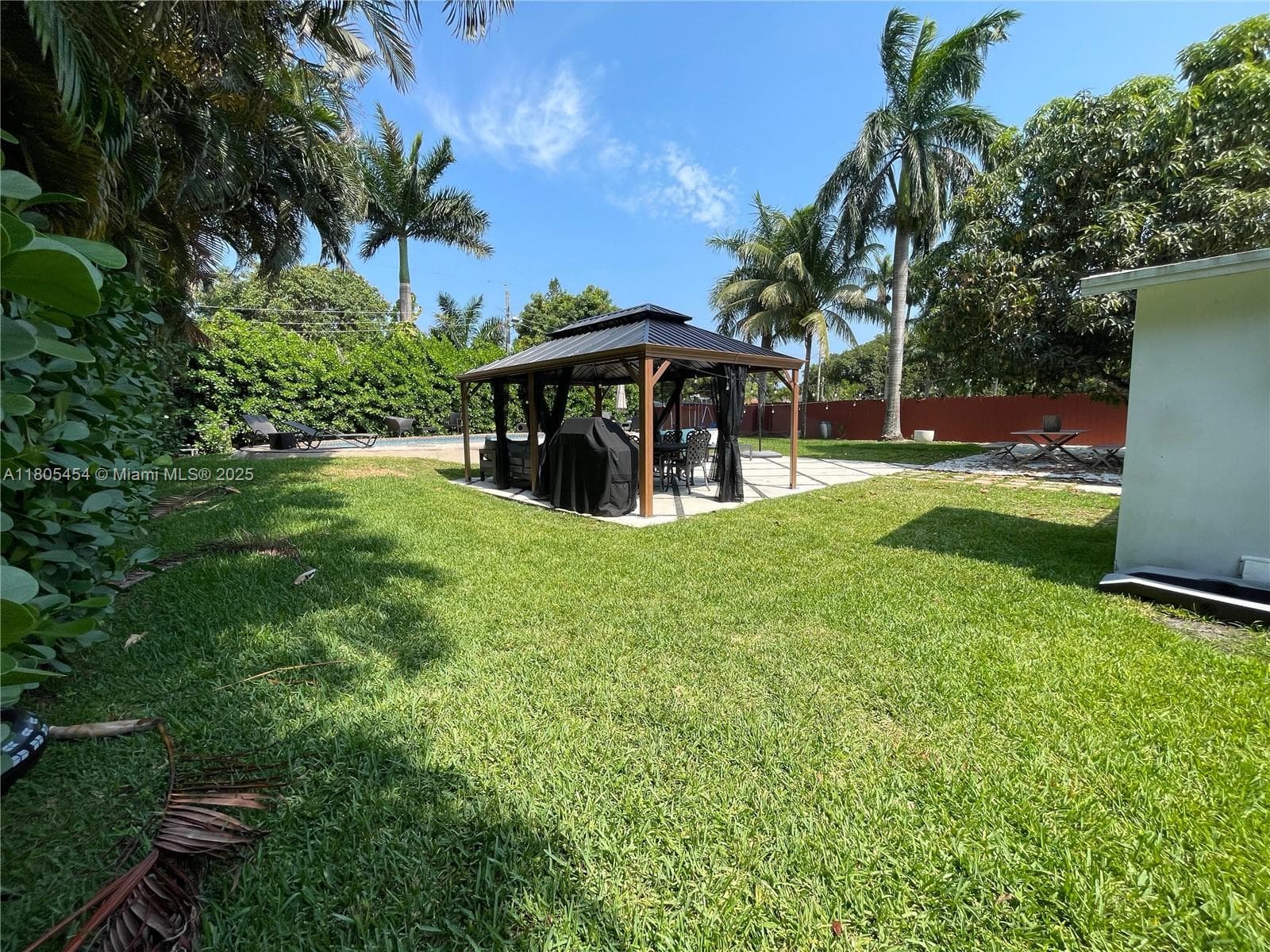 13801 NE 1st Ave, Miami FL 33161 — 7