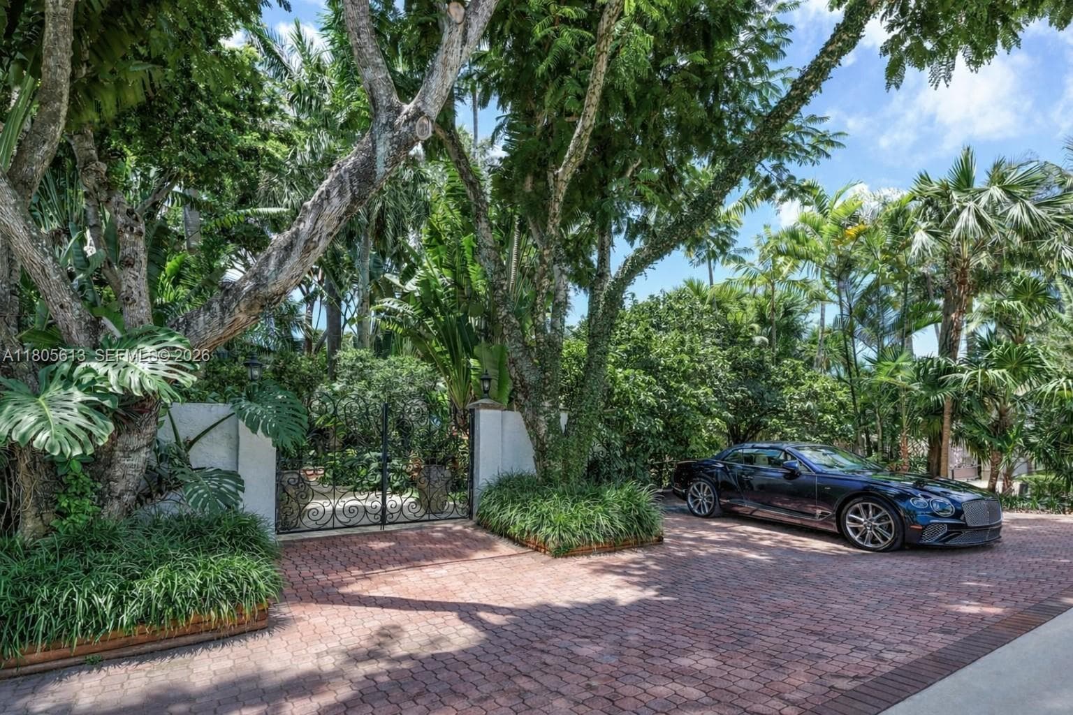 56 S Hibiscus Dr, Miami Beach FL 33139 — 27
