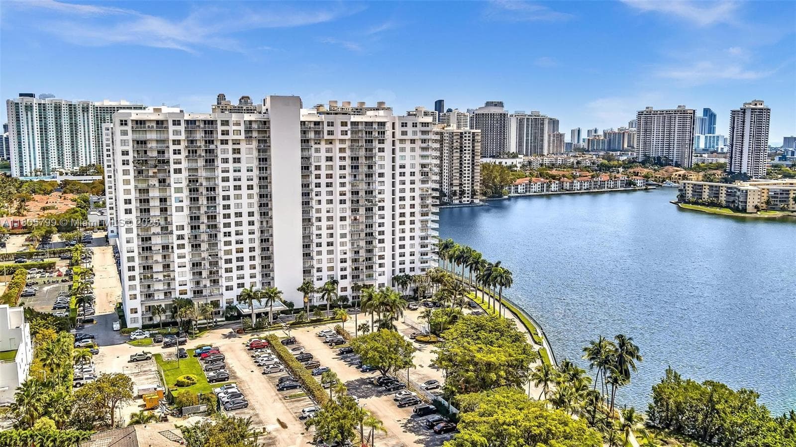 2801 NE 183rd St # 1703W, Aventura FL 33160 — 47