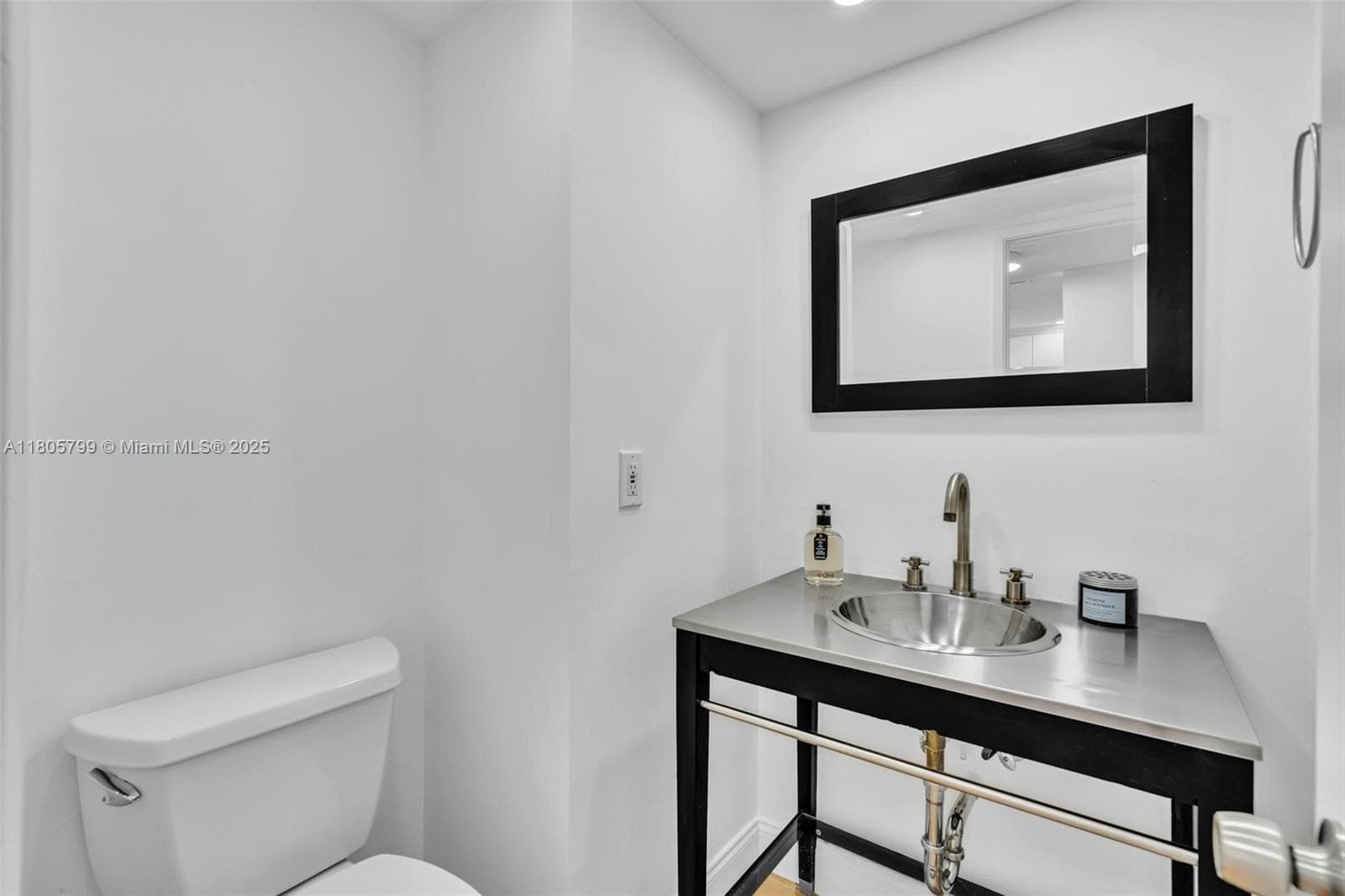 2801 NE 183rd St # 1703W, Aventura FL 33160 — 18