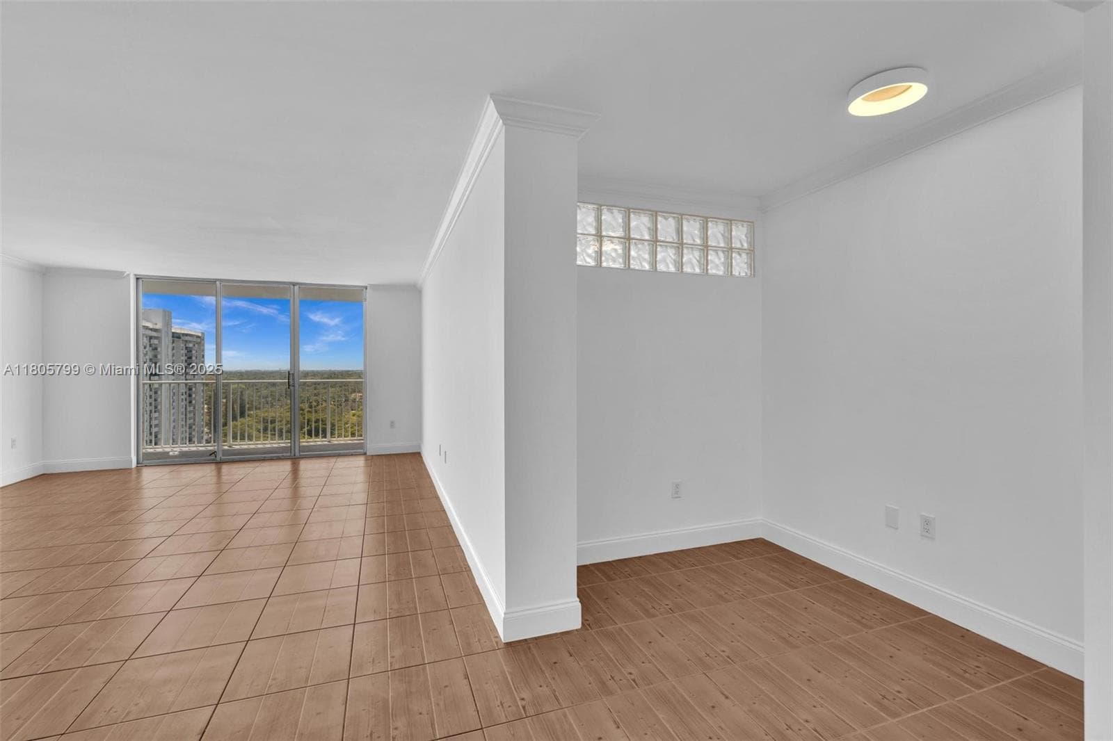 2801 NE 183rd St # 1703W, Aventura FL 33160 — 15