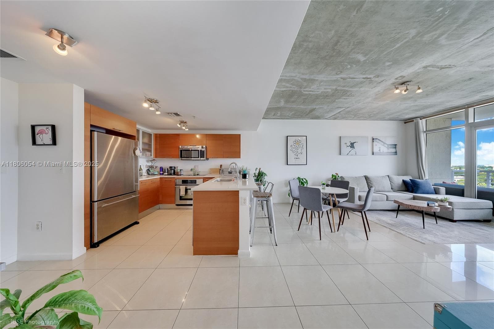 3250 NE 1st Ave # 1007, Miami FL 33137 — 6