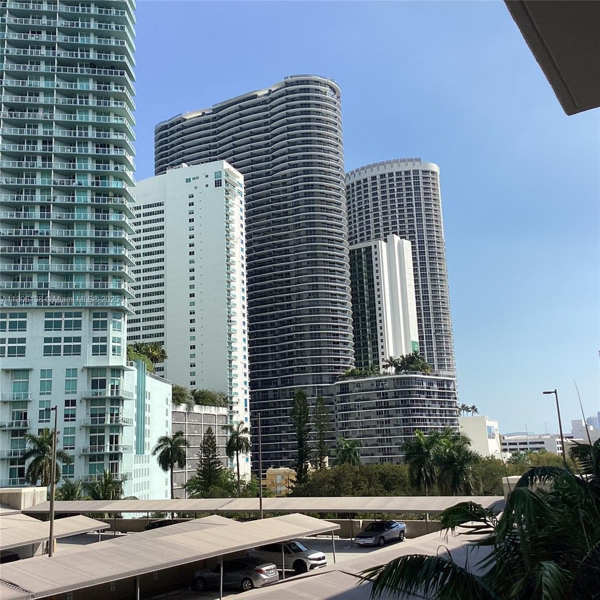 2001 Biscayne Blvd # 3503, Miami FL 33137 — 2