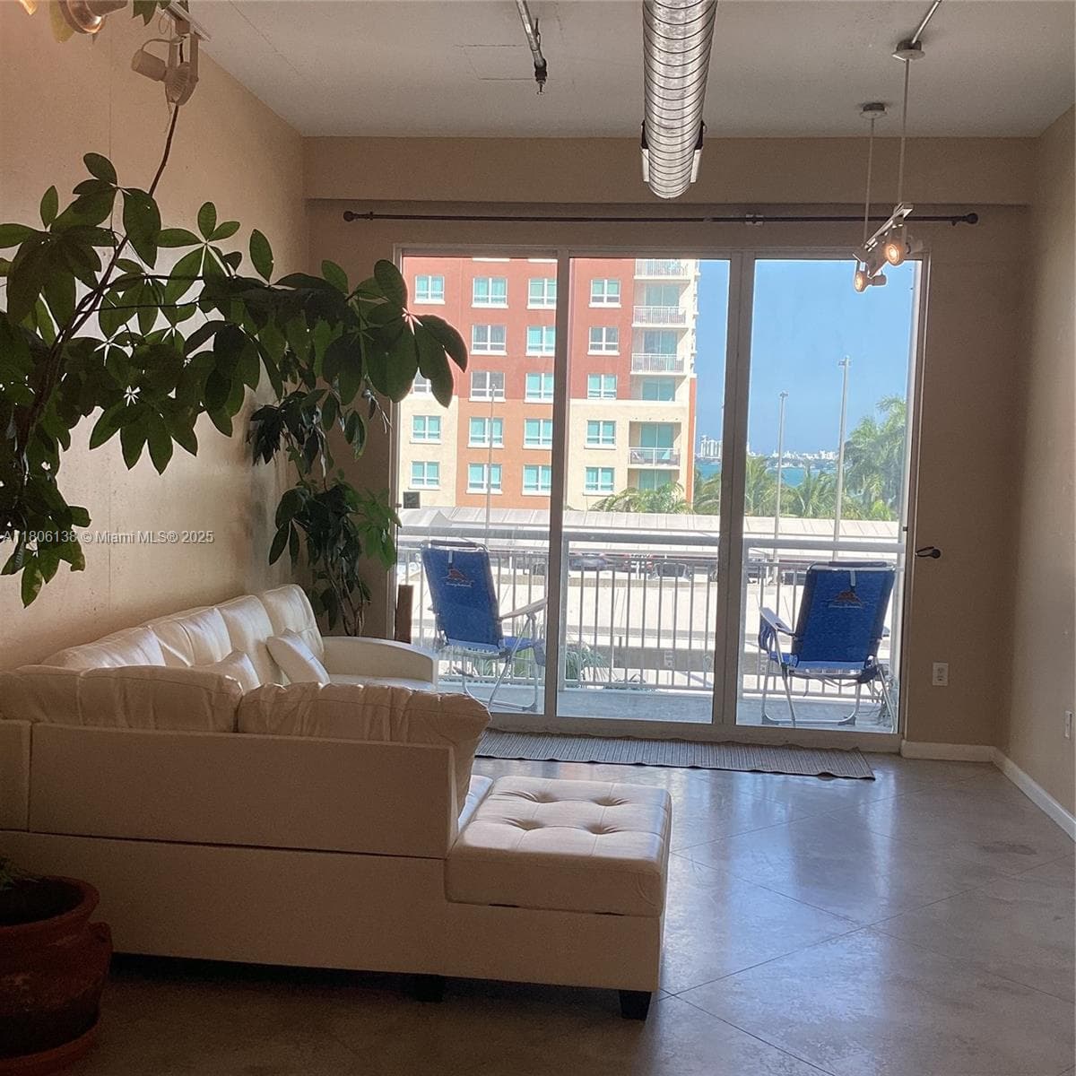 2001 Biscayne Blvd # 3503, Miami FL 33137 — 12