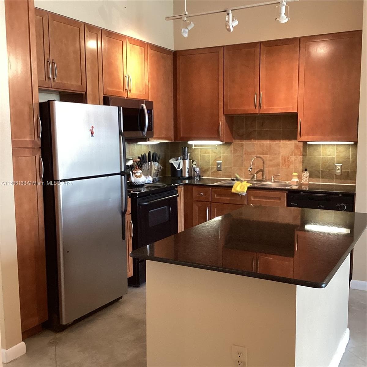 2001 Biscayne Blvd # 3503, Miami FL 33137 — 14