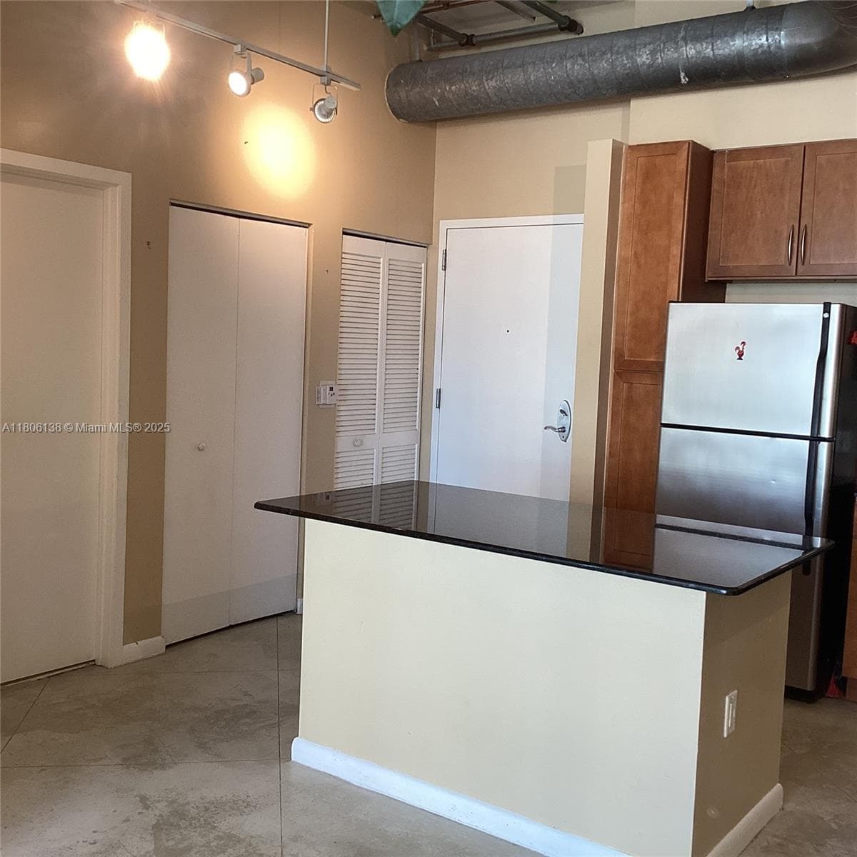 2001 Biscayne Blvd # 3503, Miami FL 33137 — 18