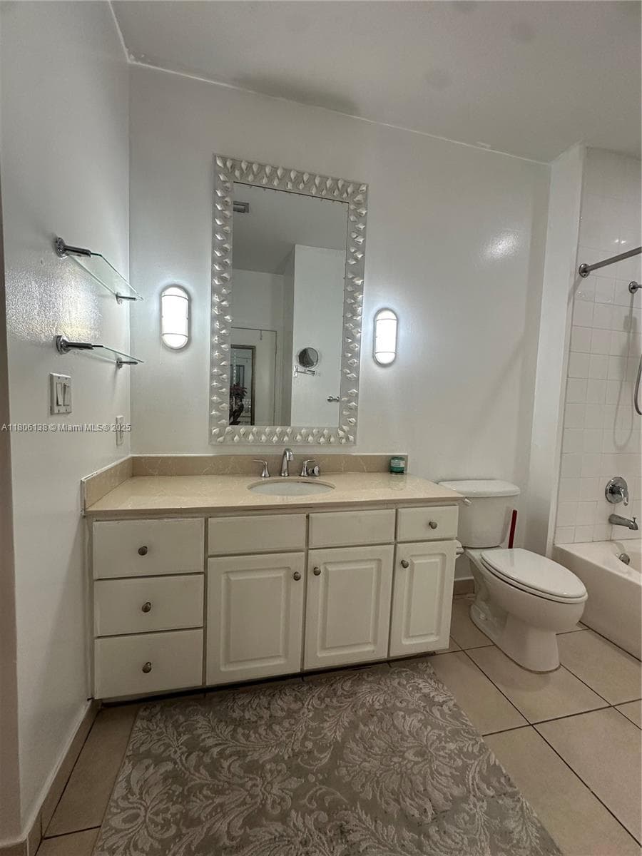 2001 Biscayne Blvd # 3503, Miami FL 33137 — 21