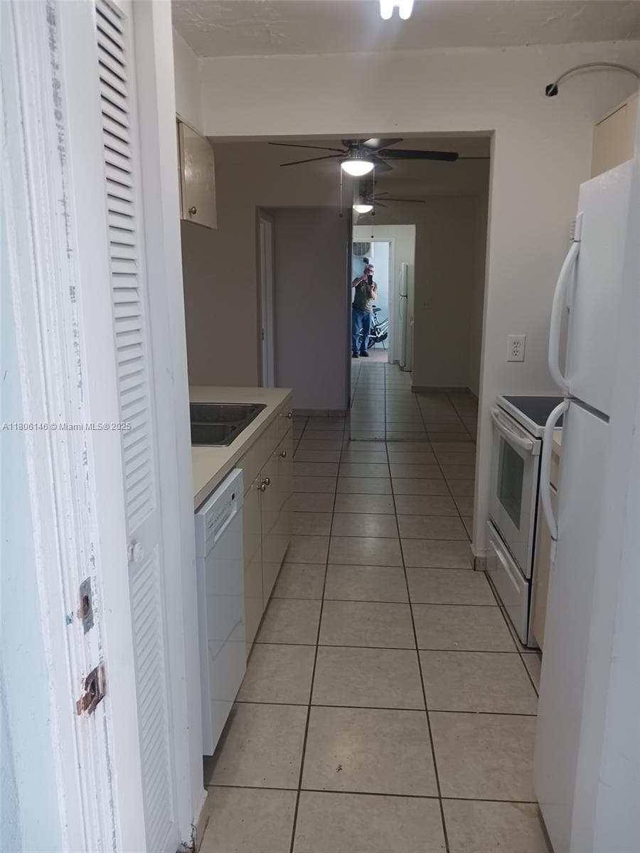 2700 NE 135th St # 30, North Miami FL 33181 — 2