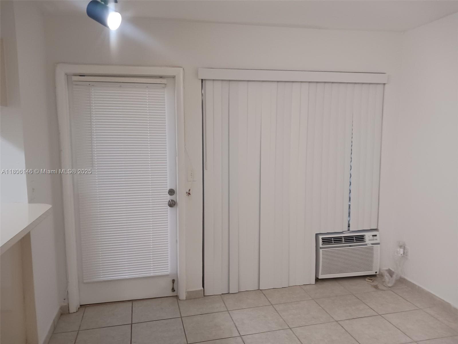 2700 NE 135th St # 30, North Miami FL 33181 — 5