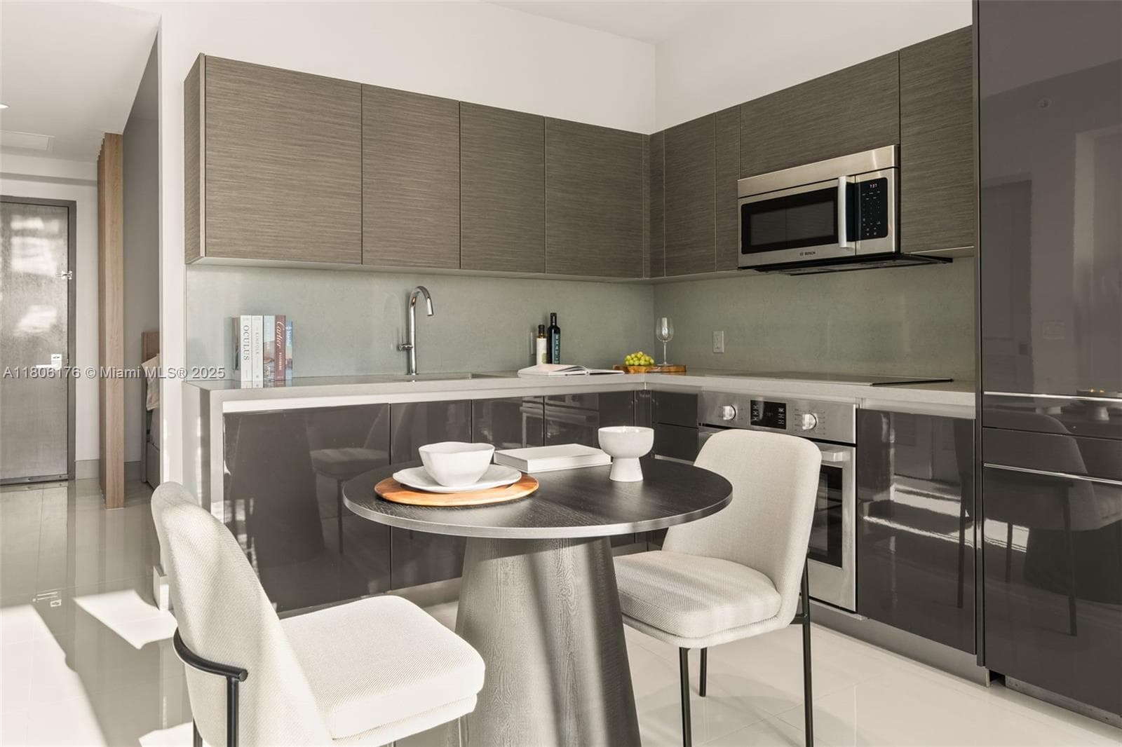 1080 Brickell Ave # 3905, Miami FL 33131 — 7