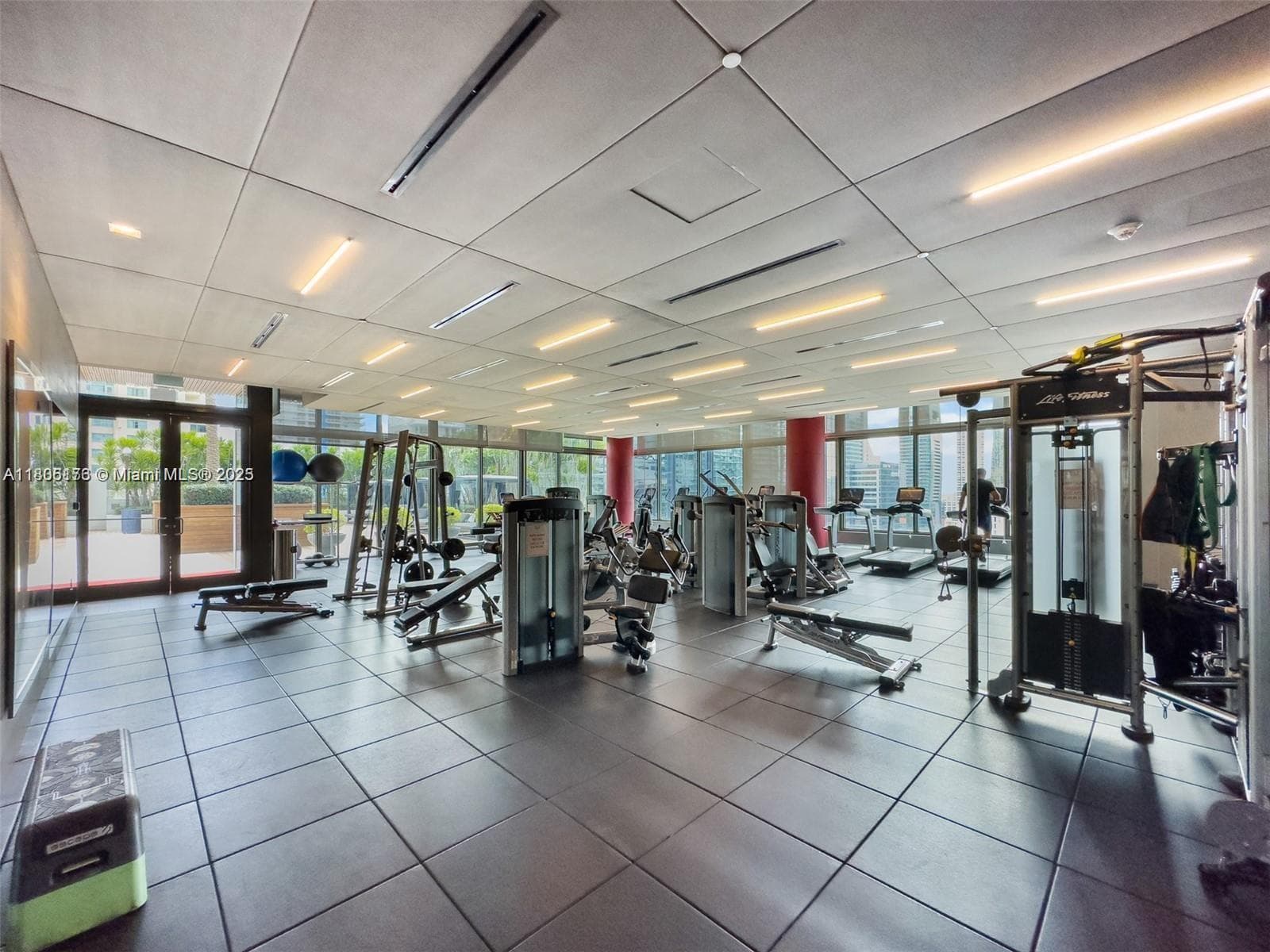 1080 Brickell Ave # 3905, Miami FL 33131 — 20
