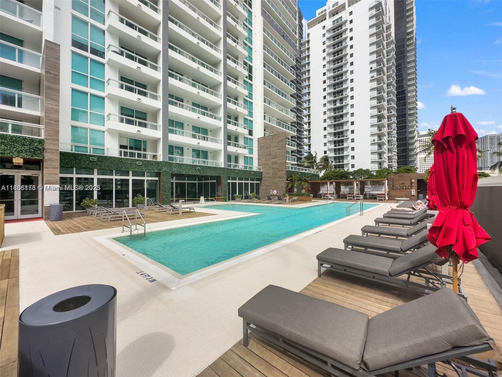 1080 Brickell Ave # 3905, Miami FL 33131 — 19