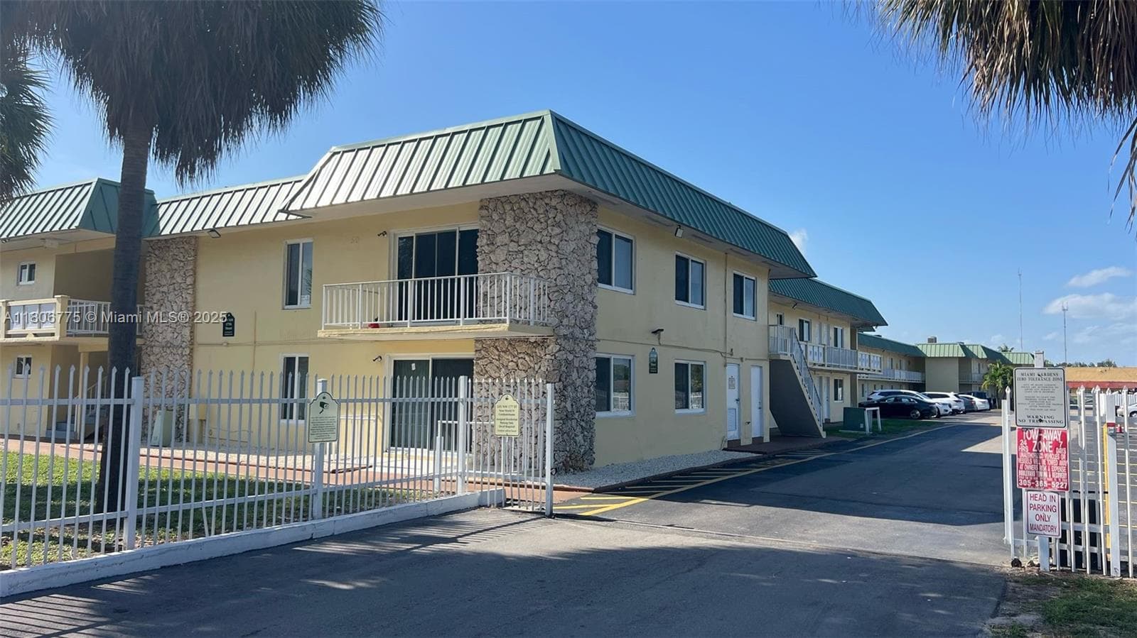 505 NW 177th St # 211, Miami Gardens FL 33169 — 15