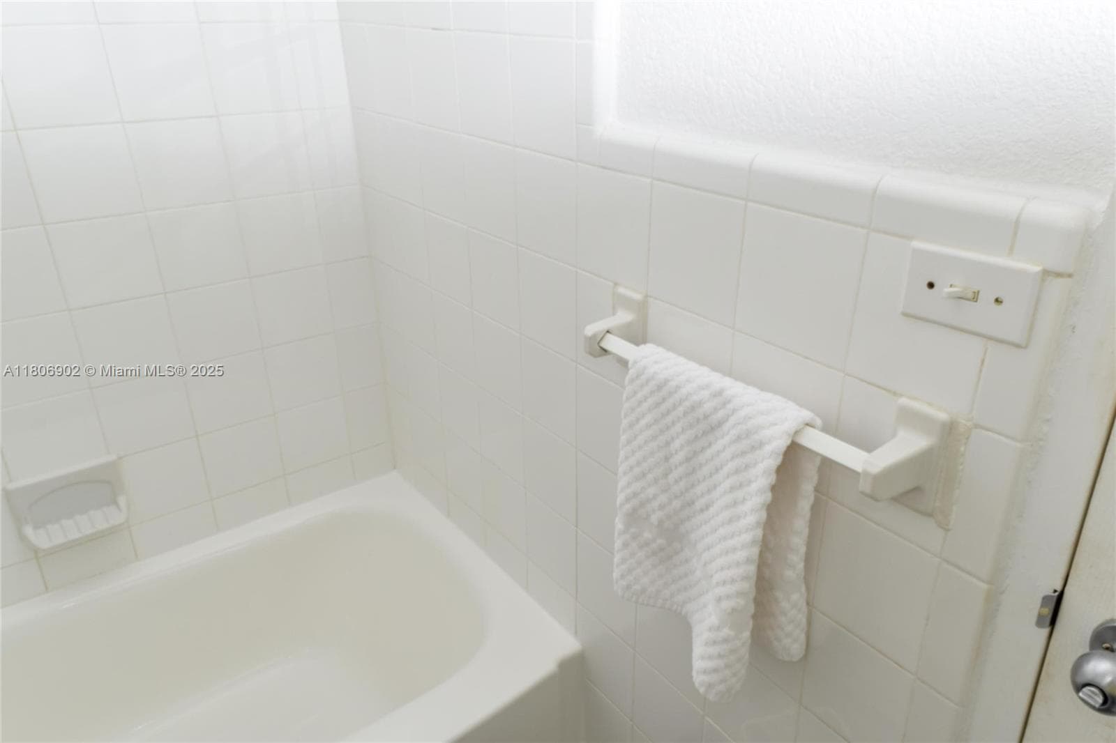 1500 Bay Rd # 1532S, Miami Beach FL 33139 — 24